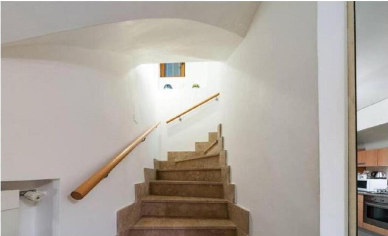 רומא Lovely Basement Trevi Fountain מראה חיצוני תמונה